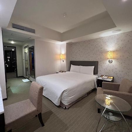 Forward Suites Ⅰ Taipei Exterior foto