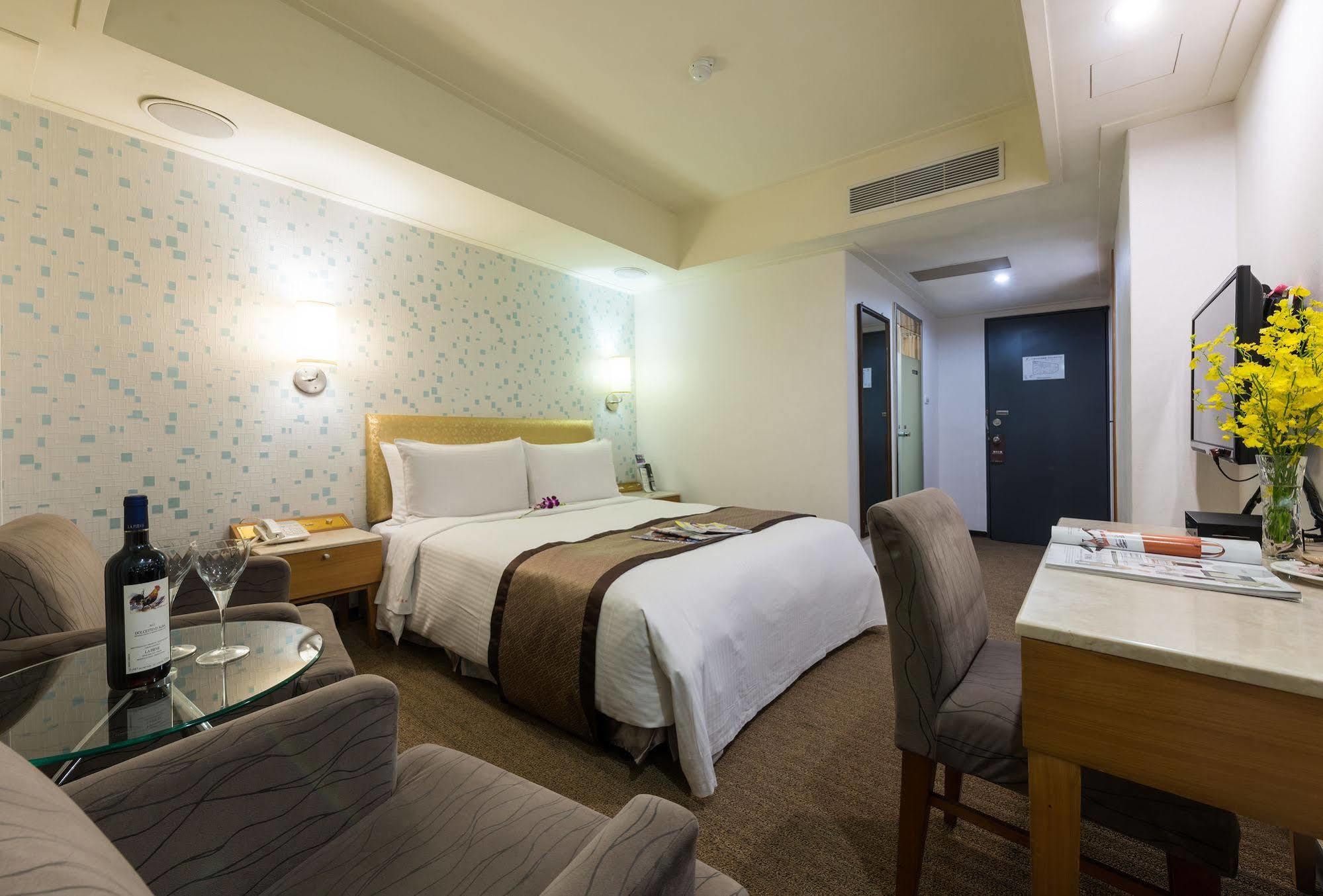 Forward Suites Ⅰ Taipei Exterior foto