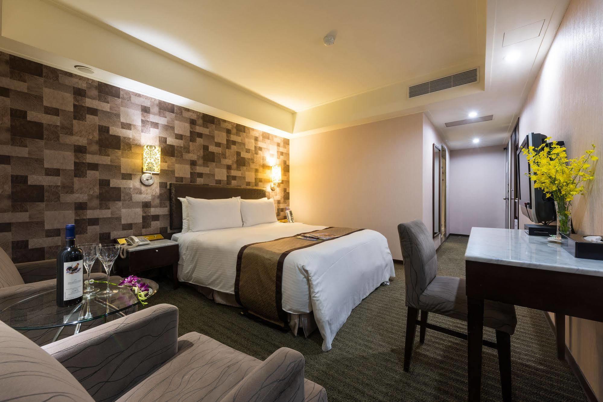 Forward Suites Ⅰ Taipei Exterior foto