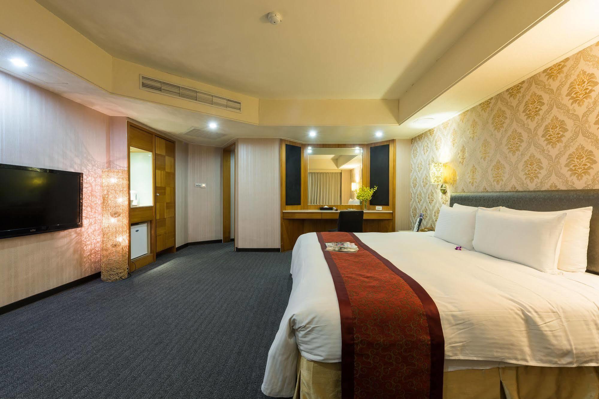 Forward Suites Ⅰ Taipei Exterior foto